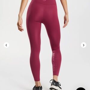 Gymshark graphics fashion leggings - currant pink color size S